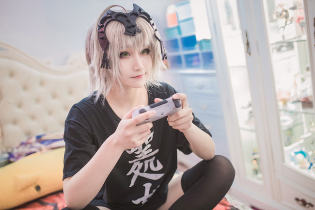 “开元体育官网”完美世界萧泓:用手游方式操作的VR游戏能叫游戏?(图1) 开元体育app下载